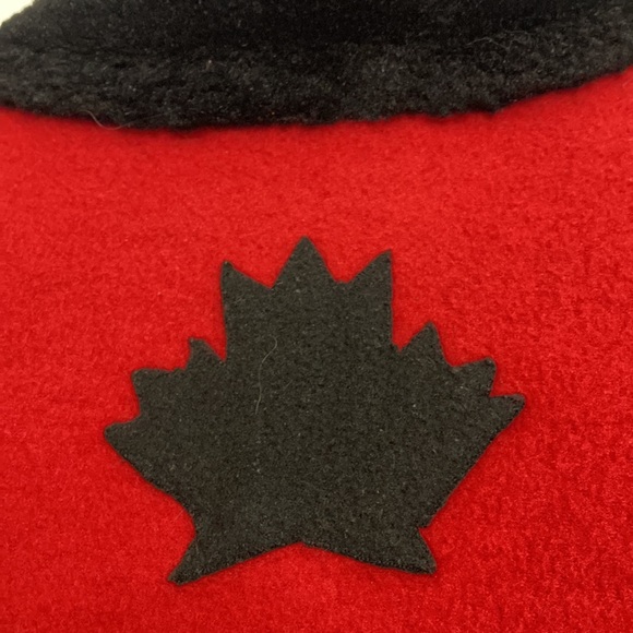 Fleece Jacket Womens Medium Large Red Black Maple Leaf Faux Fur Artisan Made - Picture 6 of 14